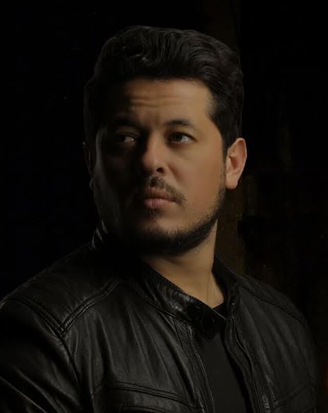 عادل أصيل