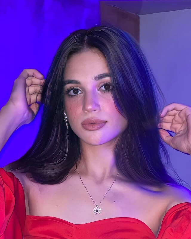 مريم ابو حجر